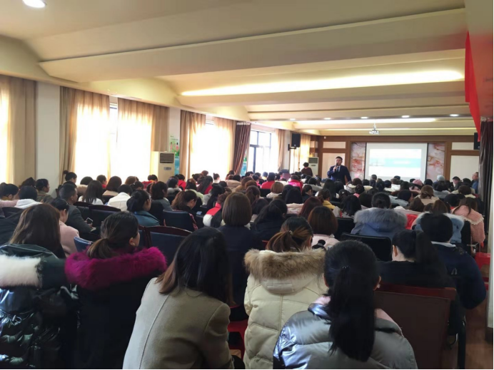 公司直飲水助力“邵陽優康一親供應鏈管理有限公司” 2019年年度運營會